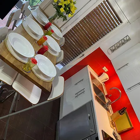 Apartamento Apartment *